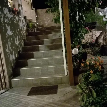 Casa de hóspedes Dalmati House 3*