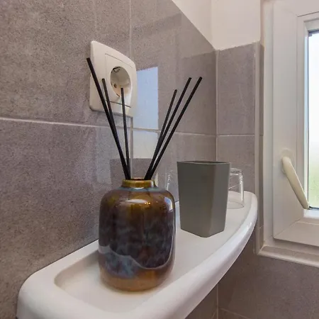 Dalmati House Pensjonat Brodarica (Sibenik-Knin)