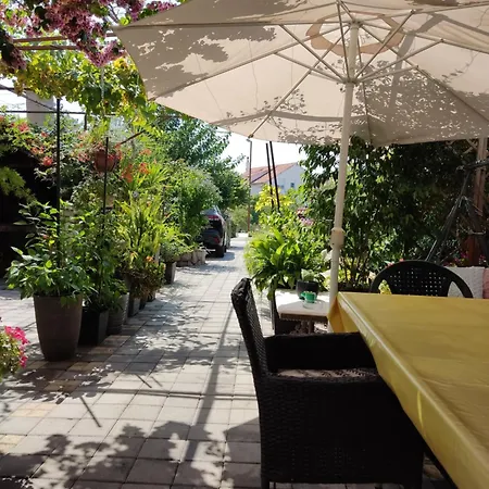 Dalmati House 3* Brodarica (Sibenik-Knin)